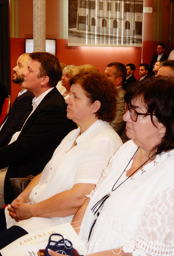 Átadták a felújított zsinagógát 27